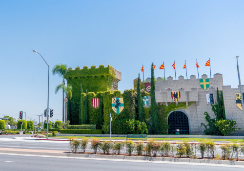 Accommodation Near Buena Park Shopping Center in Fullerton, California